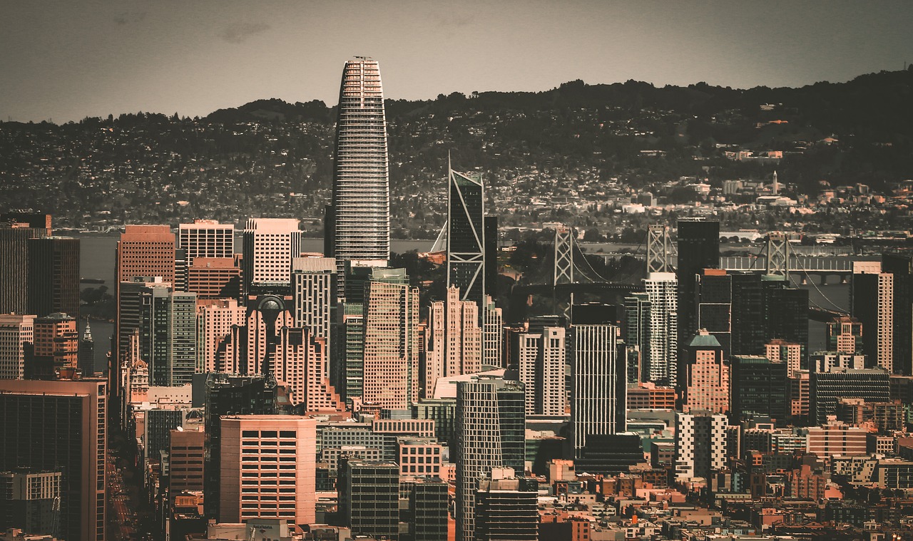 曼市队长本季已失主力位置 米兰租借沃克含买断条款.