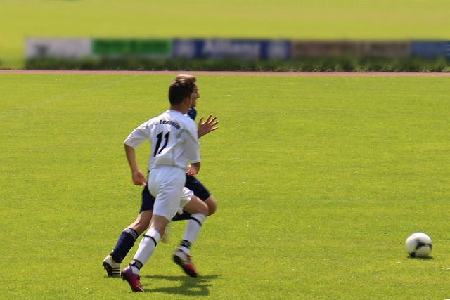 美国迈阿密网球公开赛　香港球手黄泽林淘汰13号种子晋级第三圈.